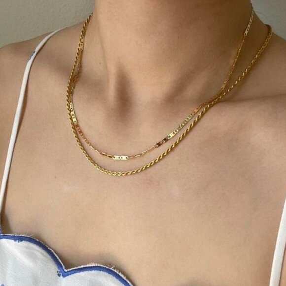 18K Gold Plated Minimalistic Rope Chain Matinee Necklace - Picture 7 of 8